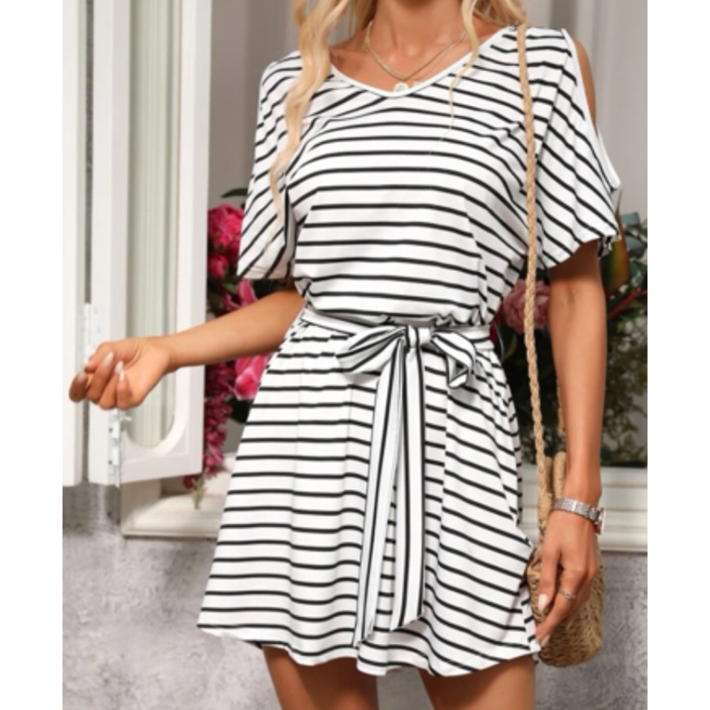 Boho striped cold shoulder belted mini dress - Picture 5 of 6